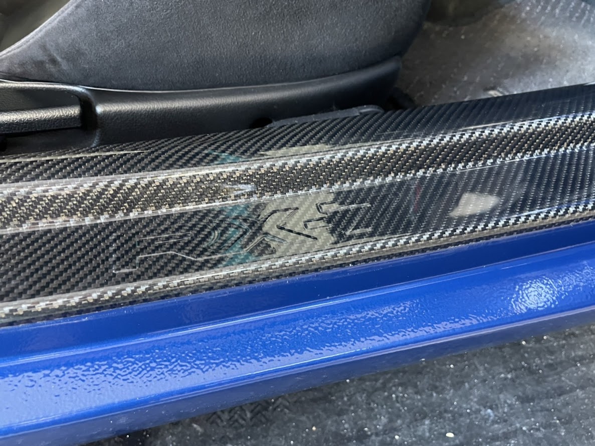 FD3S用　CARBON STEP　( B級品 )